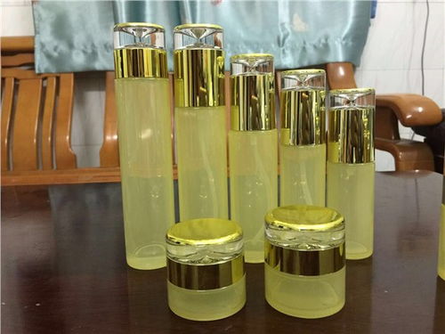 化妆品包装瓶批发 化妆品包装厂家 广州市乐鑫玻璃制品厂 化妆品瓶子,玻璃瓶,膏霜瓶,精油瓶